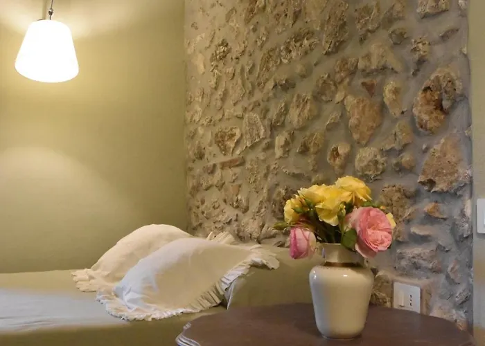 La Vecchia Scuola 3*